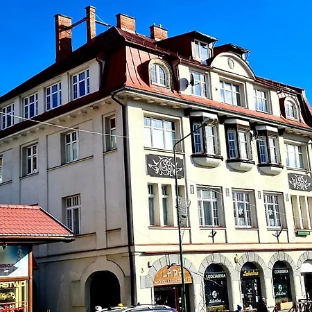 Stacja Karkonosze - W Centrum * 斯克拉斯卡波伦巴