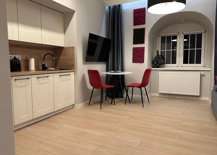 Stacja Karkonosze - W Centrum * Szklarska Poreba